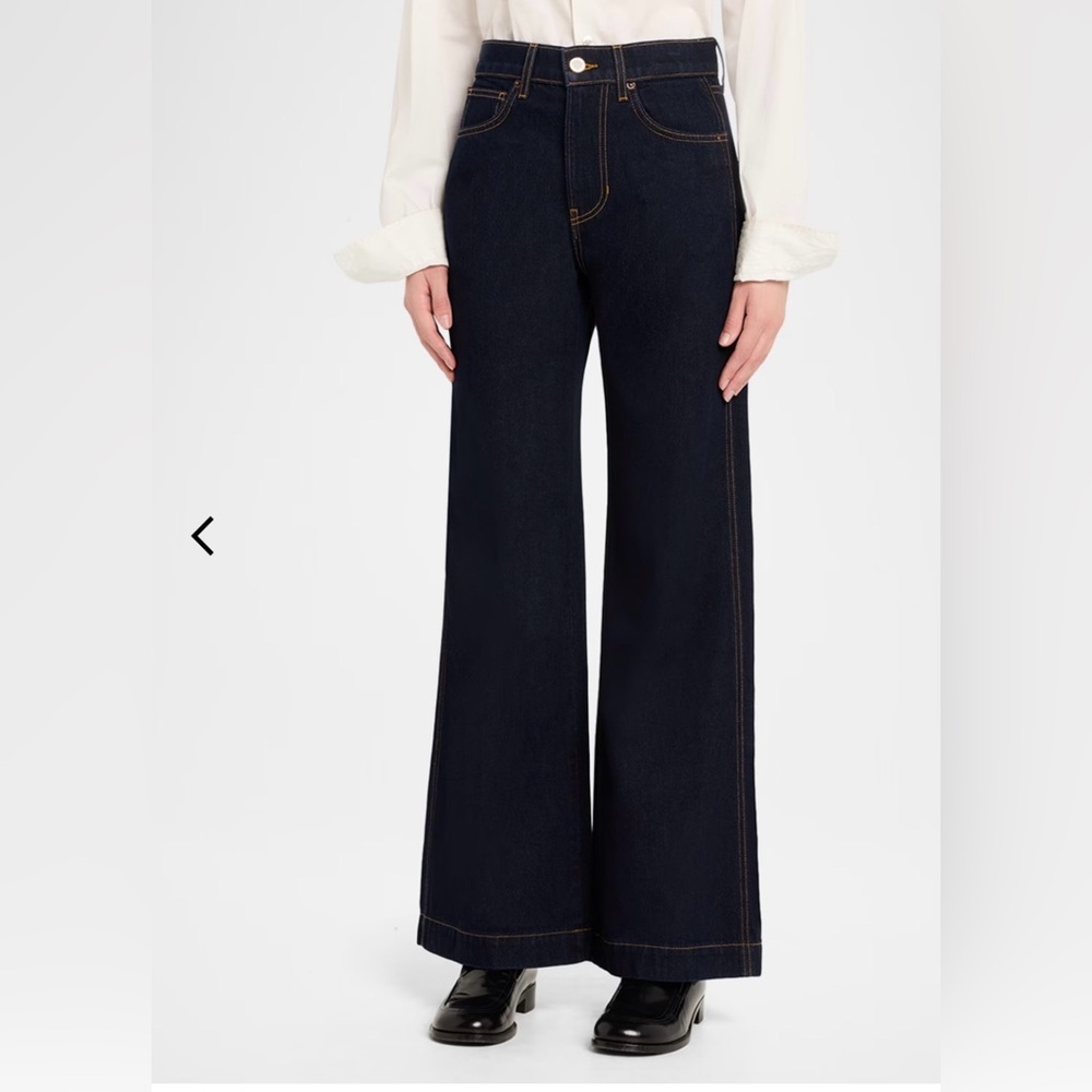 Veronica Beard
Kasey Mid-Rise Wide-Leg Jeans 26